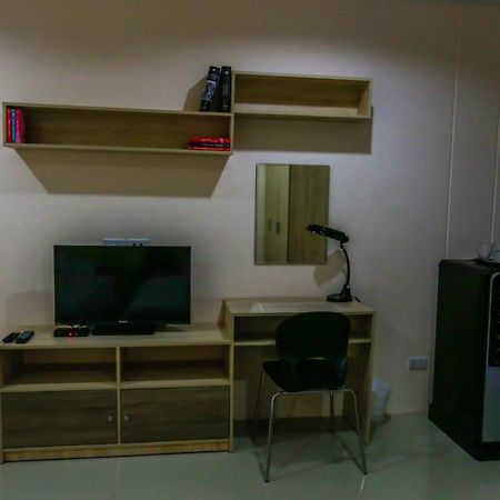 Tempo Plus Apartment Mae Sot Luaran gambar