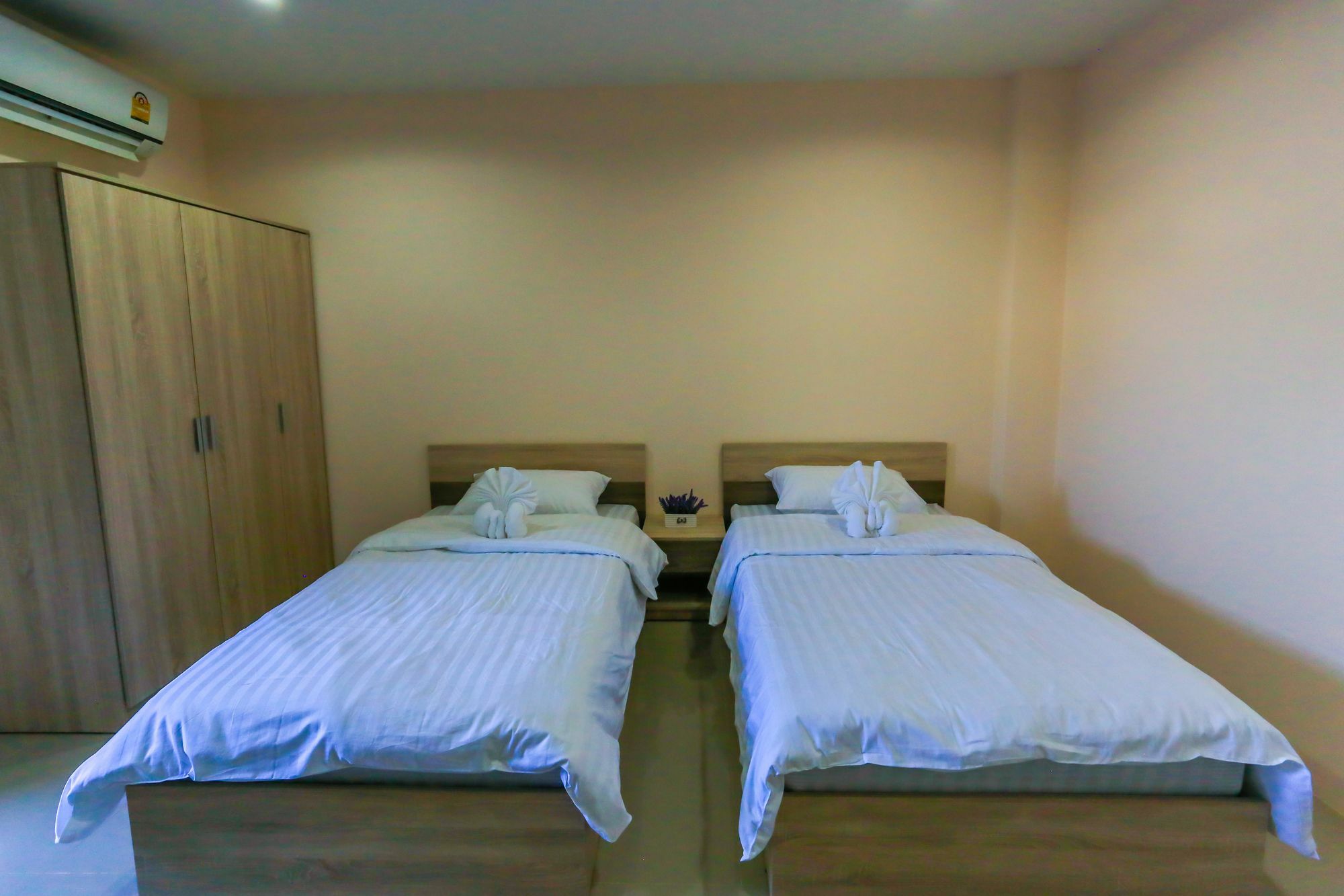 Tempo Plus Apartment Mae Sot Luaran gambar